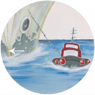 Kita Rellinger Straße, Hamburg, Möbelbau mit Wandgestaltung, Zeichnung Zwei Schiffe im Wasser, das Kleine hängt rechts an dem Großen dran, mit weißem Zurückpfeil